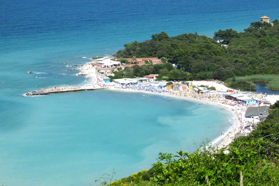 La grande bellezza | Tour de Caves alla Baia di Portonovo il 20 aprile