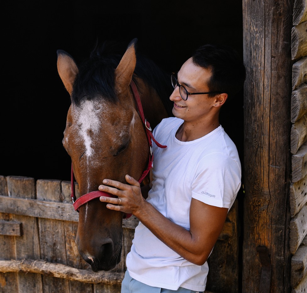 La storia del Dosset di Nicholas Altare (che prende il filo di Ferdinando Principiano)